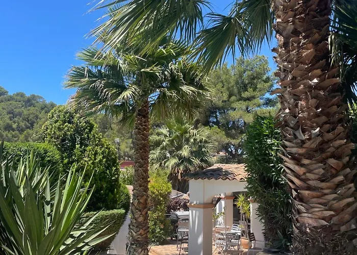 Mas De La * לה קיוטאט